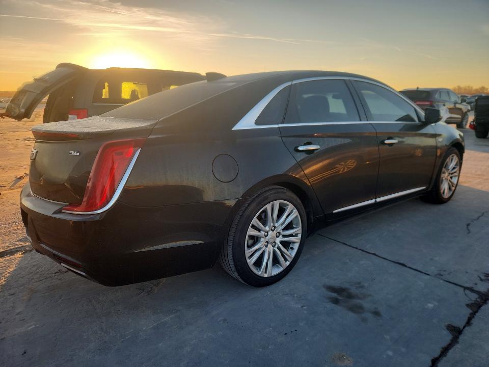 76188505 :رقم المزاد ، 2G61M5S3XK9149539 vin ، 2019 Cadillac Xts مزاد بيع