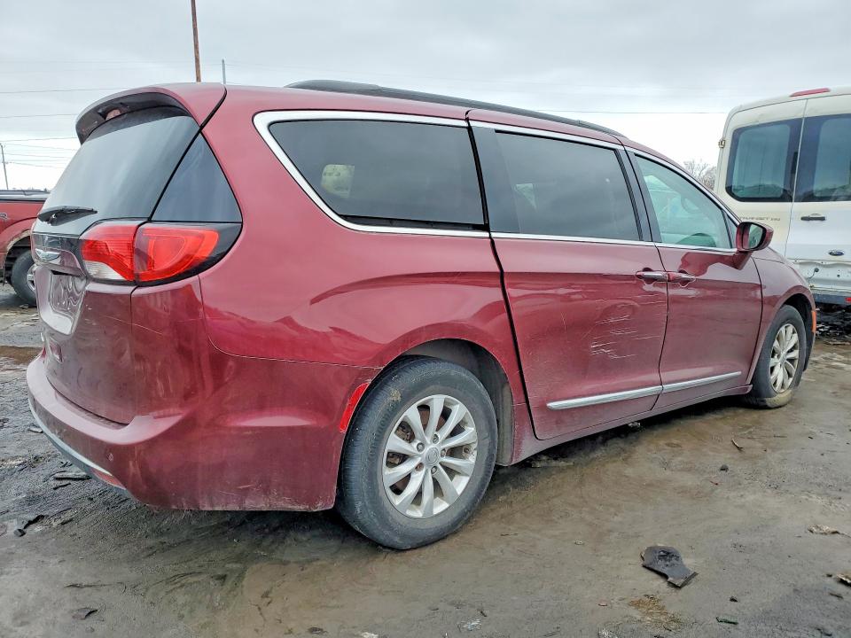 Продаж на аукціоні авто 2017 Chrysler Pacifica, vin: 2C4RC1BG2HR569402, номер лоту: 76894175