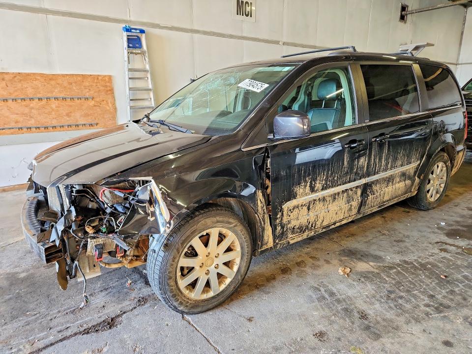 77904575 :رقم المزاد ، 2C4RC1BG3DR681510 vin ، 2013 Chrysler Town & Country مزاد بيع