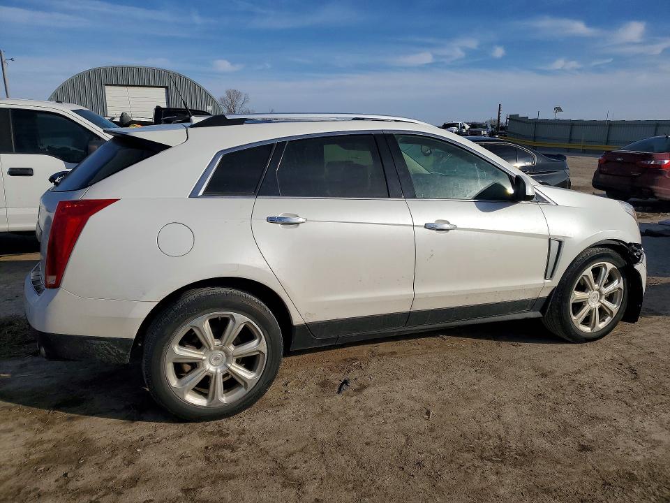 Продажа на аукционе авто 2014 Cadillac Srx, vin: 3GYFNDE3XES524823, номер лота: 75489185