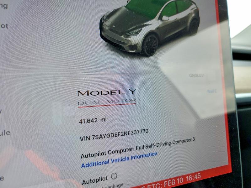 76832775 :رقم المزاد ، 7SAYGDEF2NF337770 vin ، 2022 Tesla Model Y مزاد بيع