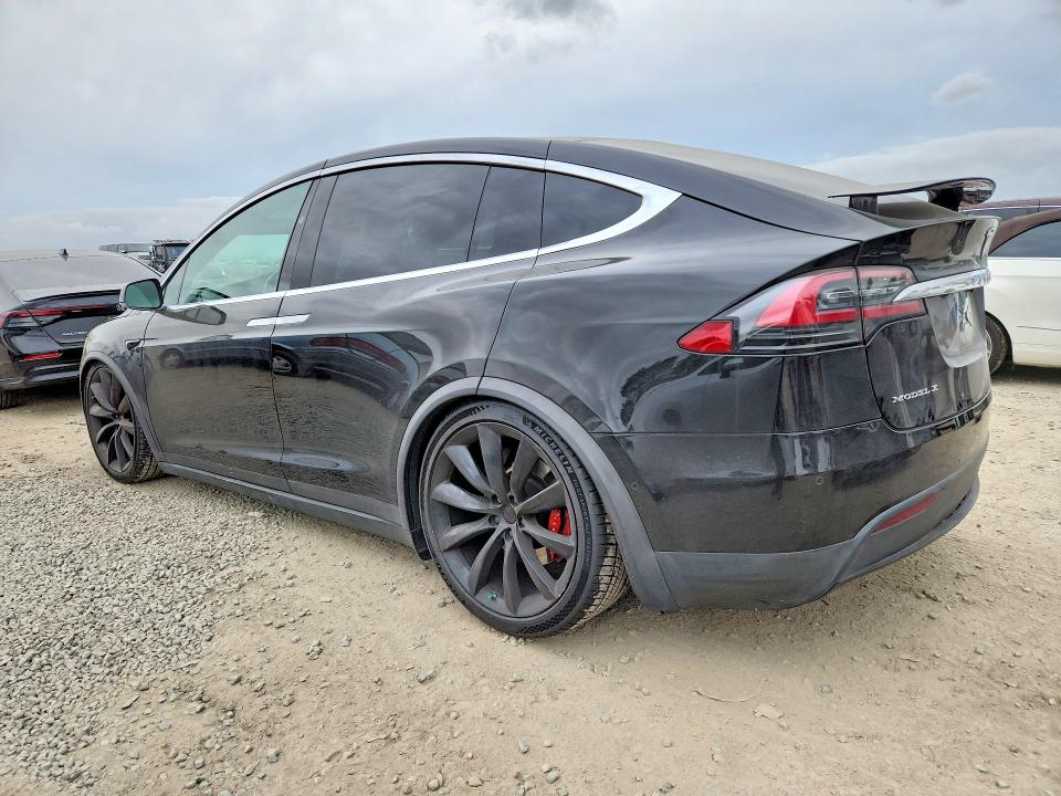 Продаж на аукціоні авто 2018 Tesla Model X, vin: 5YJXCBE44JF142920, номер лоту: 76669465