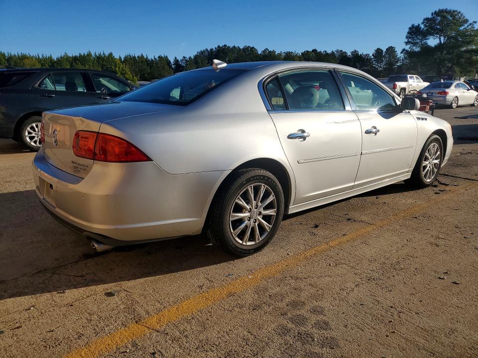 2011 Buick Lucerne მანქანა იყიდება აუქციონზე, vin: 1G4HJ5EM2BU137747, აუქციონის ნომერი: 77203845