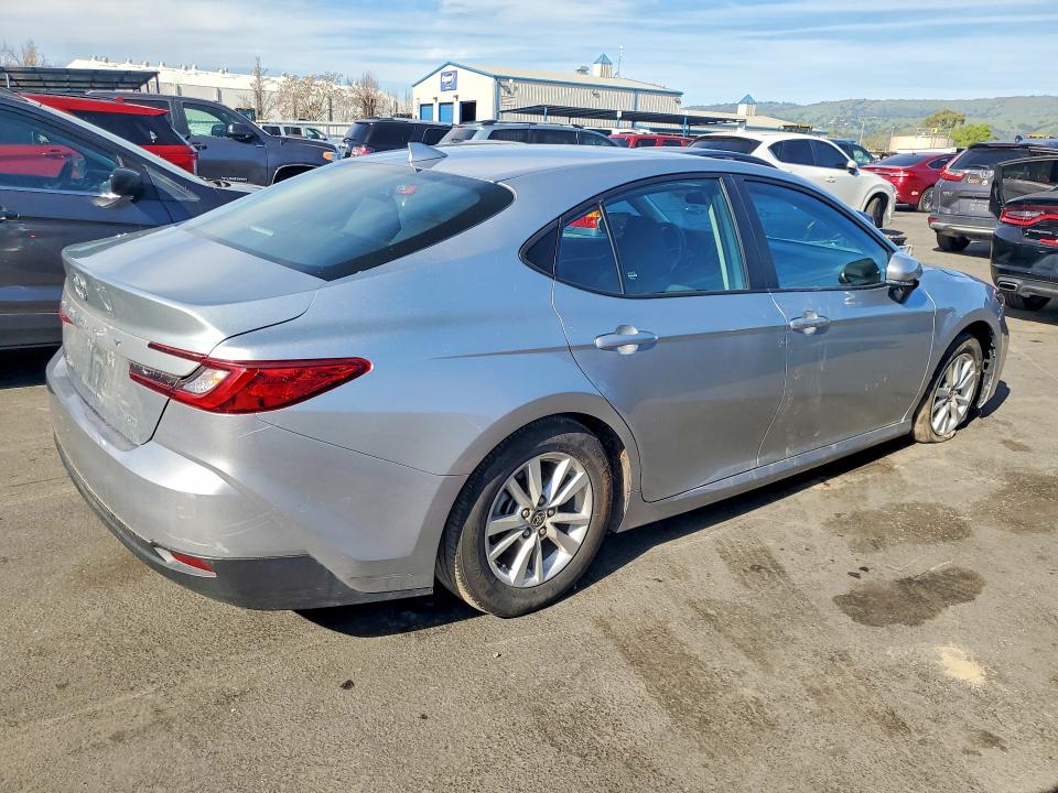 79480915 :رقم المزاد ، 4T1DAACK9SU510842 vin ، 2025 Toyota Camry مزاد بيع