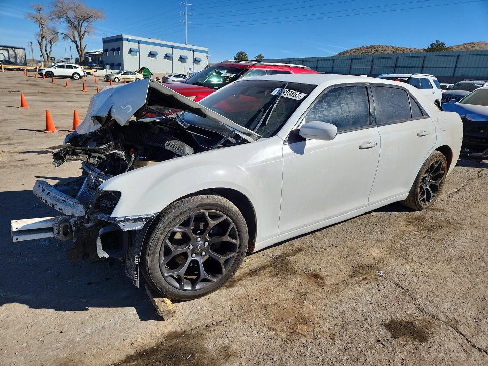 75993655 :رقم المزاد ، 2C3CCABG0KH639874 vin ، 2019 Chrysler 300 مزاد بيع