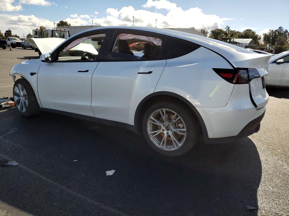 Продаж на аукціоні авто 2023 Tesla Model Y, vin: 7SAYGAEE7PF828523, номер лоту: 78190675