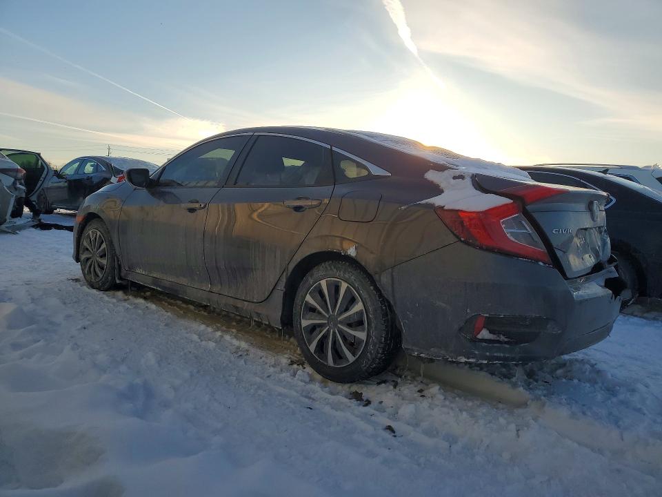 75639725 :رقم المزاد ، 2HGFC2F52GH013100 vin ، 2016 Honda Civic Lx مزاد بيع