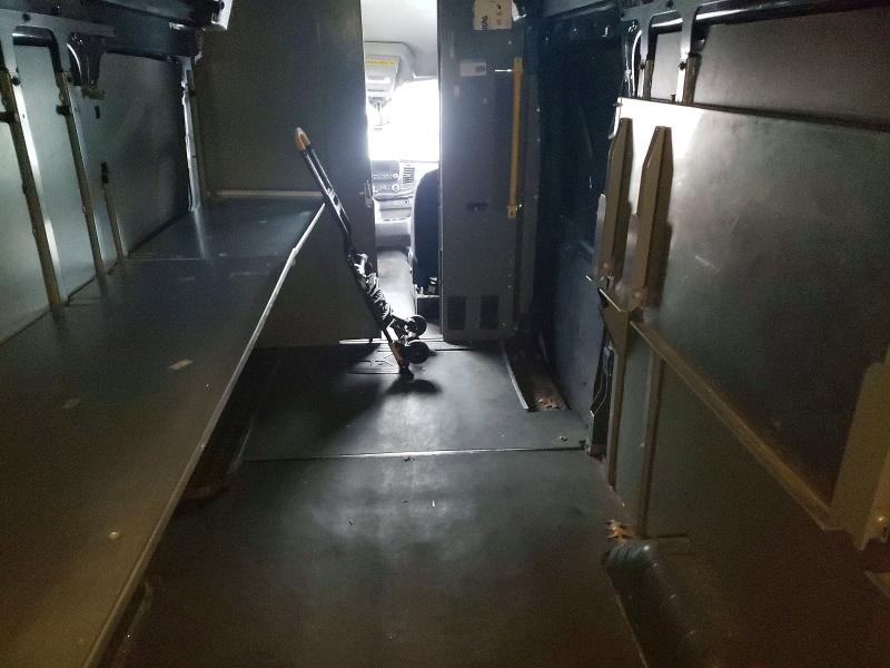 46963036 :رقم المزاد ، 1FTBR3X85LKB28089 vin ، 2020 Ford Transit مزاد بيع