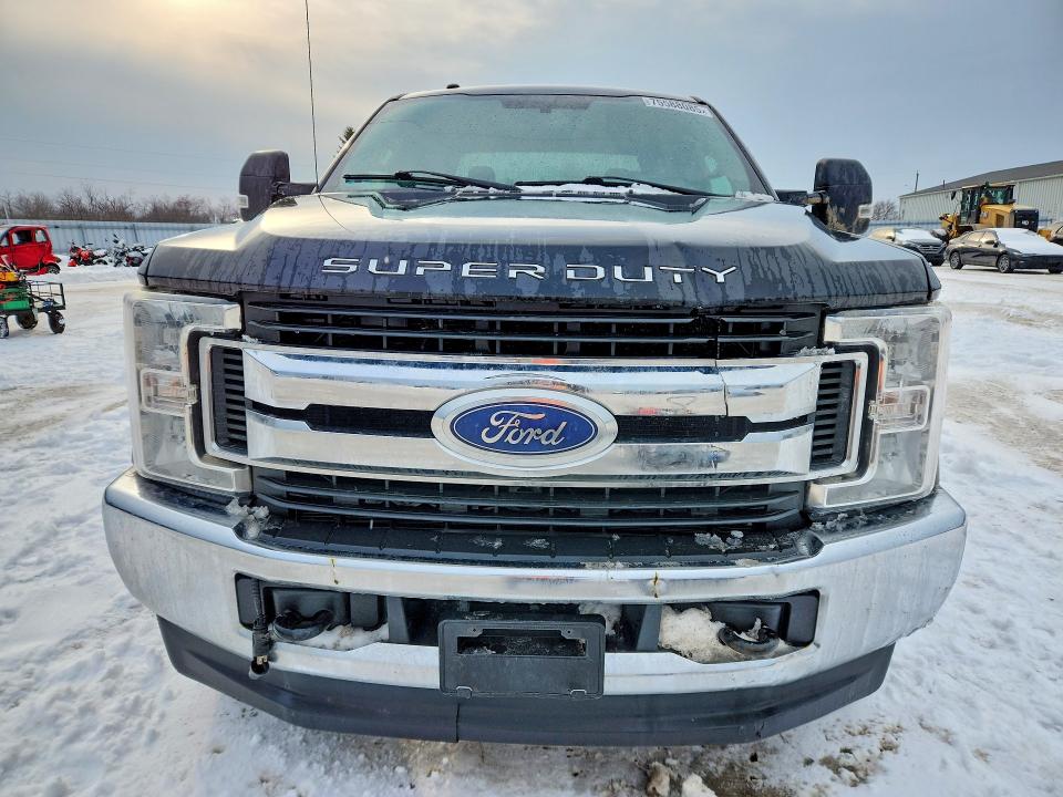 75588085 :رقم المزاد ، 1FT7W2BT9HEE60000 vin ، 2017 Ford F250 مزاد بيع