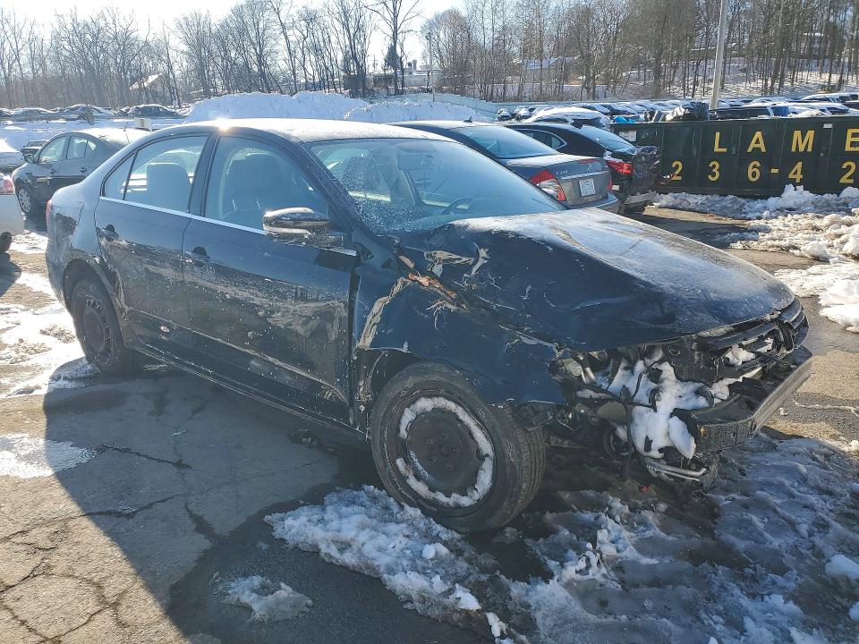 Продажа на аукционе авто 2013 Volkswagen Jetta, vin: 3VWDP7AJ4DM434998, номер лота: 75665795