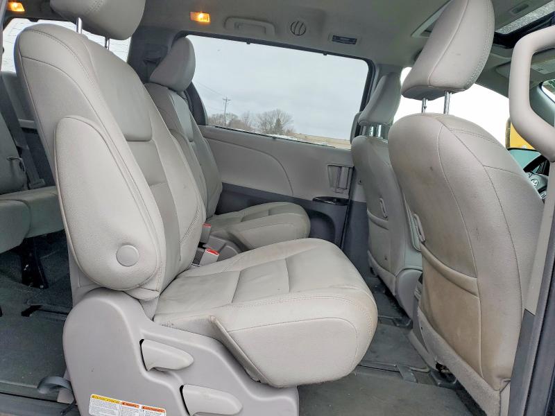 Aukcja sprzedaży 2018 Toyota Sienna, vin: 5TDDZ3DCXJS207443, numer aukcji: 76830015