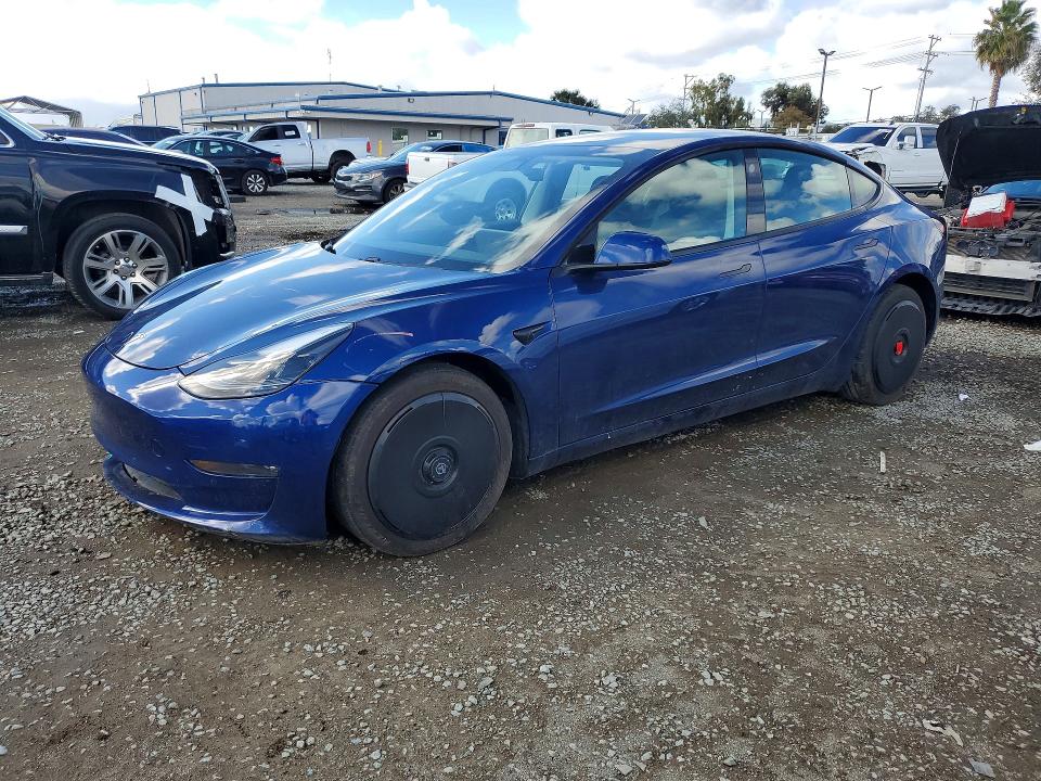 2021 Tesla Model 3 მანქანა იყიდება აუქციონზე, vin: 5YJ3E1EB1MF878431, აუქციონის ნომერი: 77714325