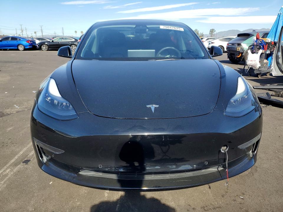 79047625 :رقم المزاد ، 5YJ3E1EA5NF124649 vin ، 2022 Tesla Model 3 مزاد بيع
