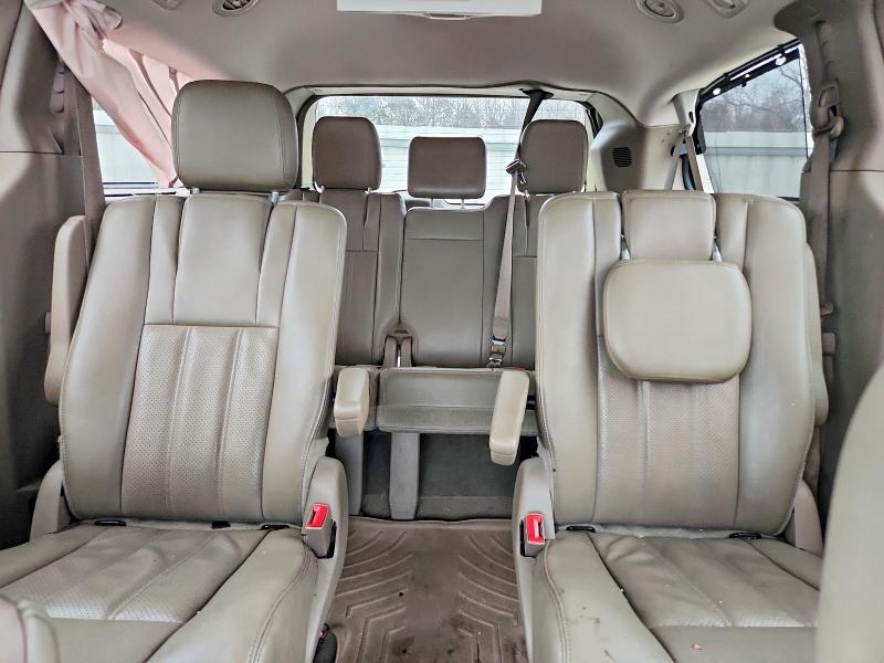 Продажа на аукционе авто 2015 Chrysler Town & Country, vin: 2C4RC1CG4FR582972, номер лота: 75180625
