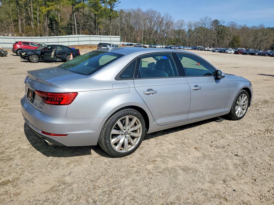 Продаж на аукціоні авто 2017 Audi A4, vin: WAUANAF44HN058873, номер лоту: 78466075