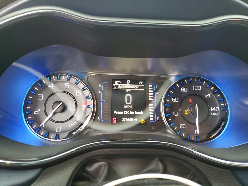 2015 Chrysler 200 მანქანა იყიდება აუქციონზე, vin: 1C3CCCBGXFN673457, აუქციონის ნომერი: 78065205