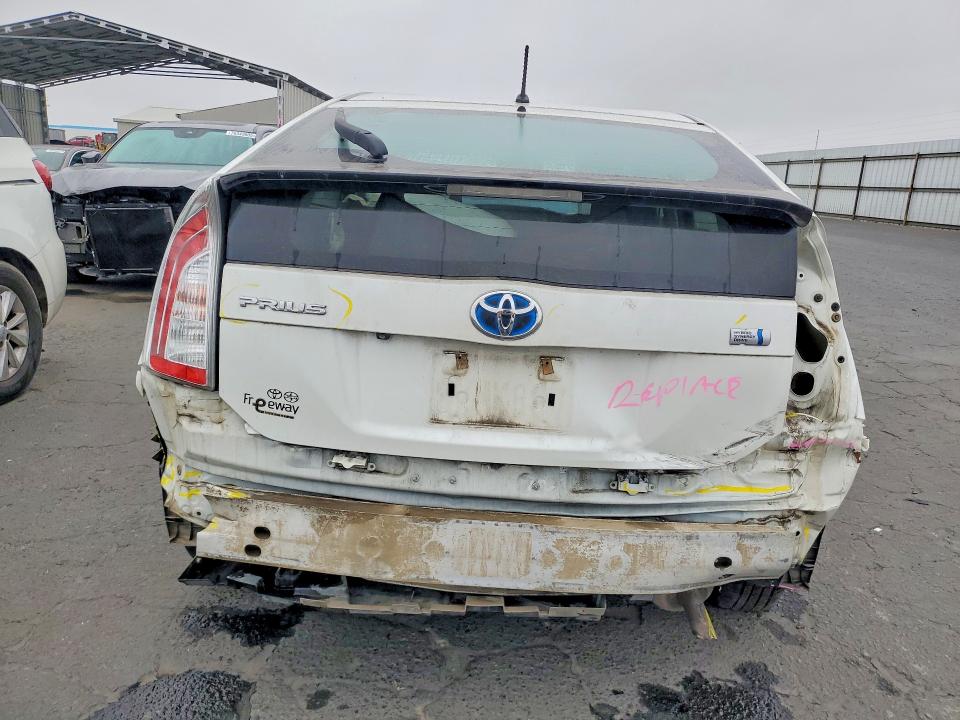 2015 Toyota Prius მანქანა იყიდება აუქციონზე, vin: JTDKN3DU2F0467325, აუქციონის ნომერი: 76031475