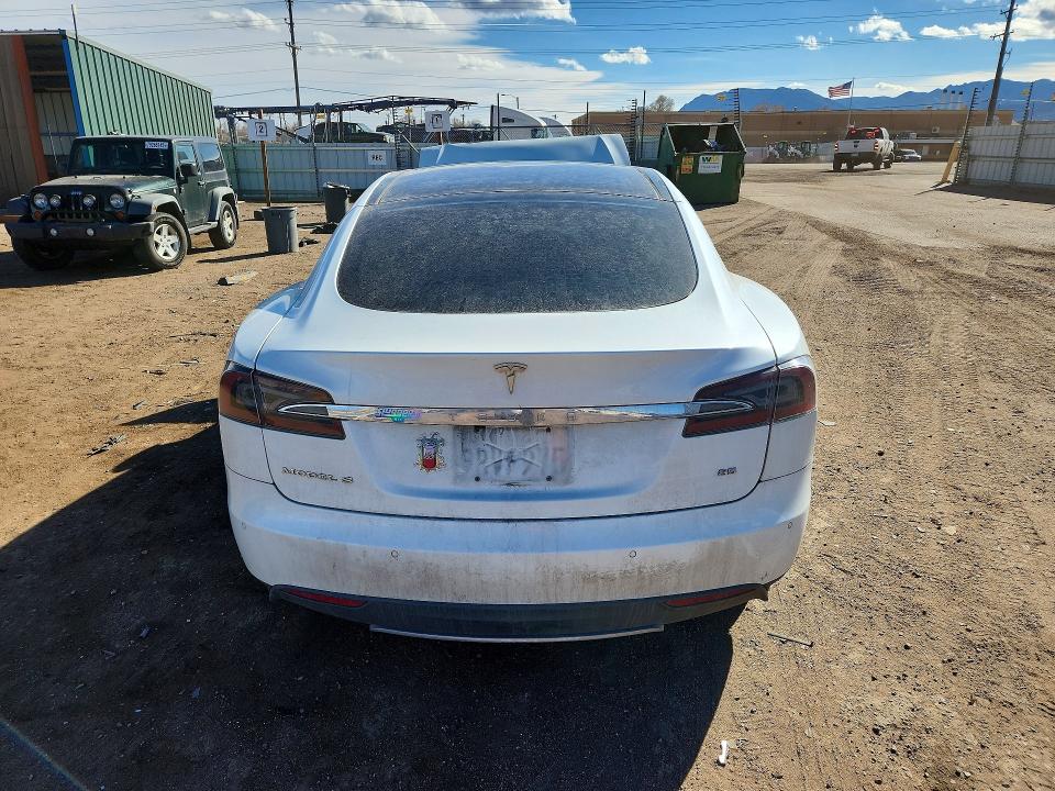 Продаж на аукціоні авто 2015 Tesla Model S, vin: 5YJSA1H15FFP74456, номер лоту: 78600635