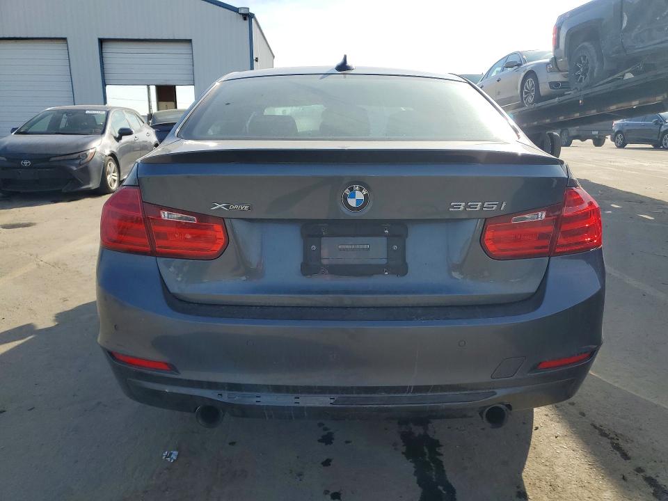 2015 Bmw 335 მანქანა იყიდება აუქციონზე, vin: WBA3B9G52FNR93958, აუქციონის ნომერი: 76391155