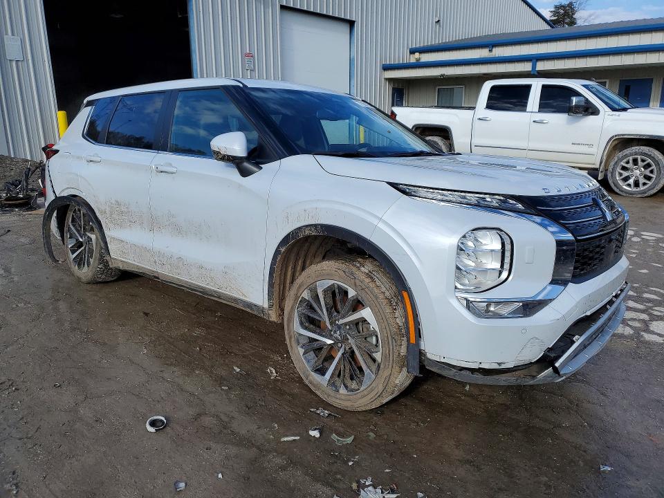 Продаж на аукціоні авто 2024 Mitsubishi Outlander, vin: JA4J4VA81RZ063623, номер лоту: 77369135