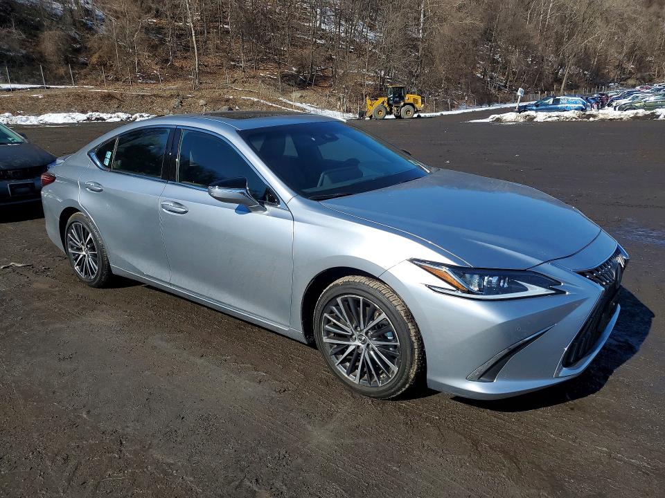 77805305 :رقم المزاد ، 58ADZ1B15PU156741 vin ، 2023 Lexus Es 350 مزاد بيع