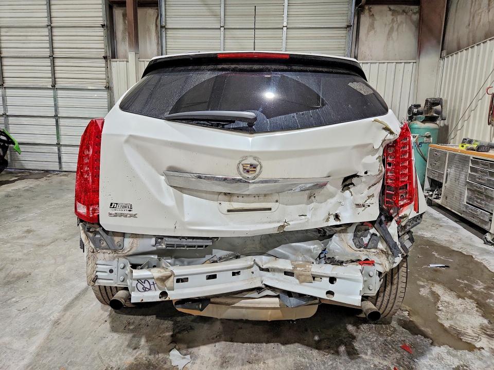 78185075 :رقم المزاد ، 3GYFNBE33FS595688 vin ، 2015 Cadillac Srx مزاد بيع