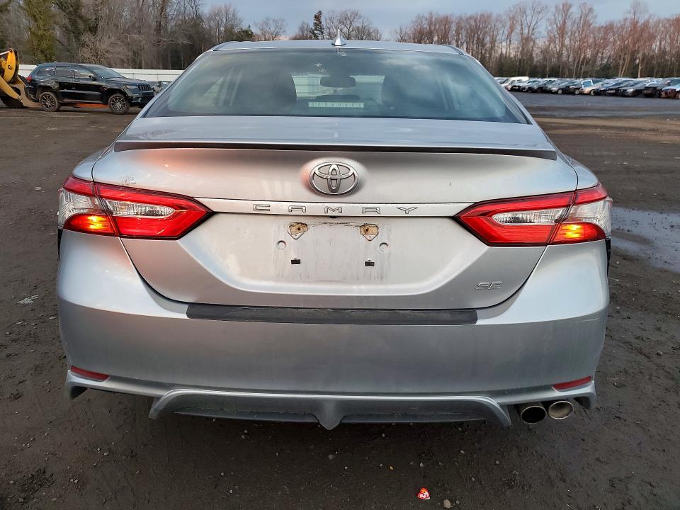 78823095 :رقم المزاد ، 4T1B11HK5KU749997 vin ، 2019 Toyota Camry مزاد بيع