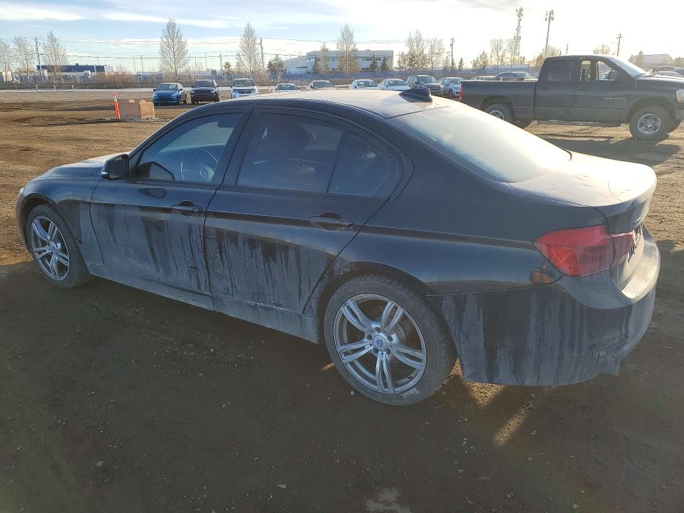 2018 Bmw 330 მანქანა იყიდება აუქციონზე, vin: WBA8D9C50JA614946, აუქციონის ნომერი: 77288935