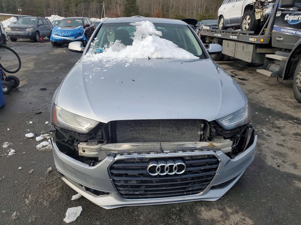 76638705 :رقم المزاد ، WAUFFAFLXFN005666 vin ، 2015 Audi A4 مزاد بيع