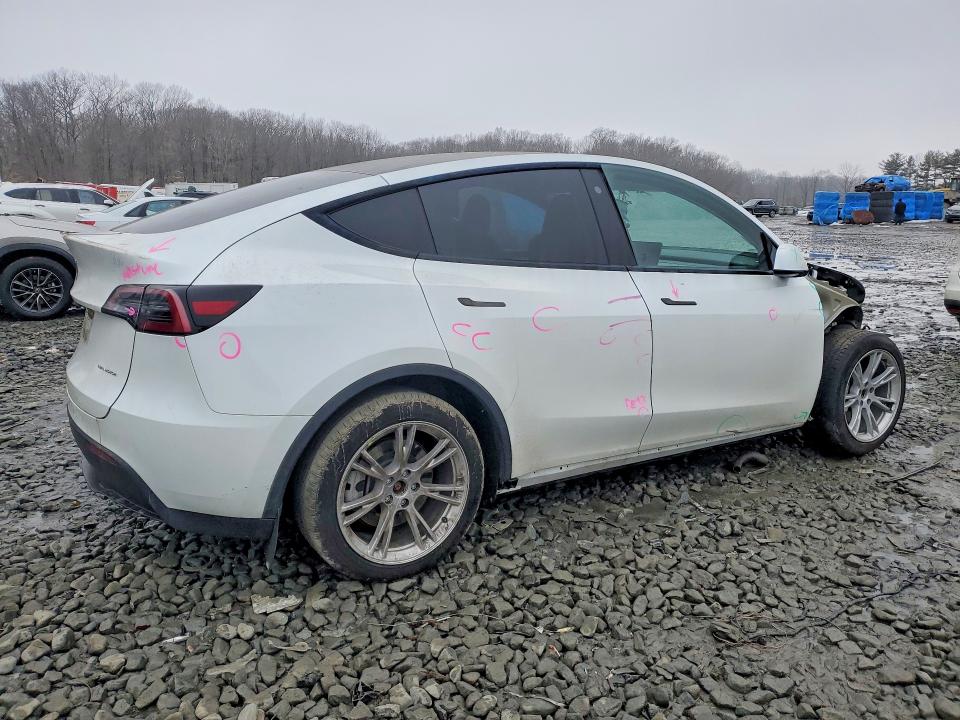 76759335 :رقم المزاد ، 7SAYGDEE8PA093243 vin ، 2023 Tesla Model Y مزاد بيع