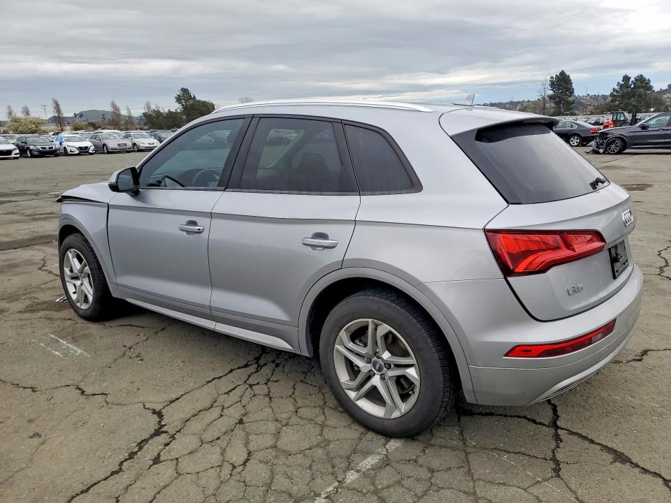 2018 Audi Q5 მანქანა იყიდება აუქციონზე, vin: WA1ANAFY6J2041371, აუქციონის ნომერი: 78997915