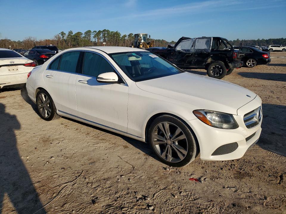 Продажа на аукционе авто 2016 Mercedes-benz C, vin: 55SWF4JB5GU106583, номер лота: 76657065