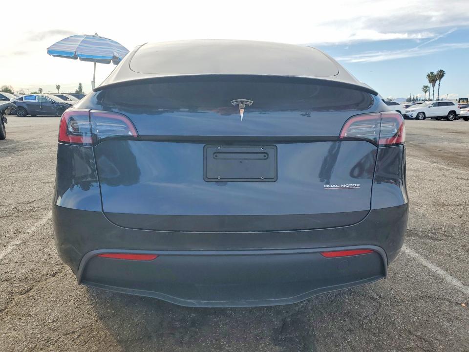 77506415 :رقم المزاد ، 7SAYGDEF7SF221539 vin ، 2025 Tesla Model Y مزاد بيع