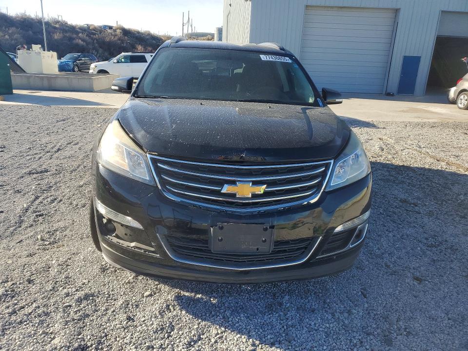 2017 Chevrolet Traverse მანქანა იყიდება აუქციონზე, vin: 1GNKRGKD7HJ137571, აუქციონის ნომერი: 77430855