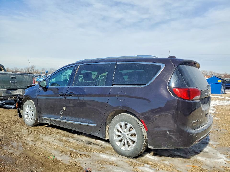 Продажа на аукционе авто 2018 Chrysler Pacifica, vin: 2C4RC1BG0JR233401, номер лота: 78807905