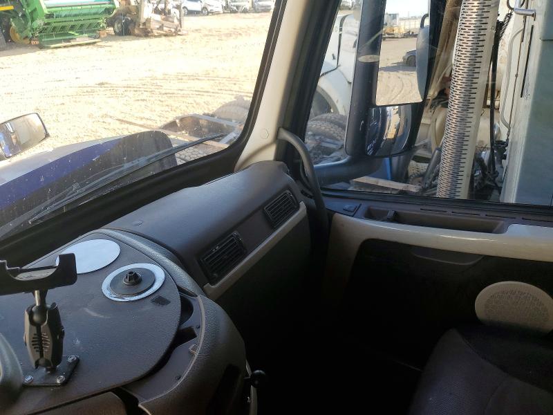 Продажа на аукционе авто 2018 Volv Vn, vin: 4V4NC9EH1JN888914, номер лота: 79060555