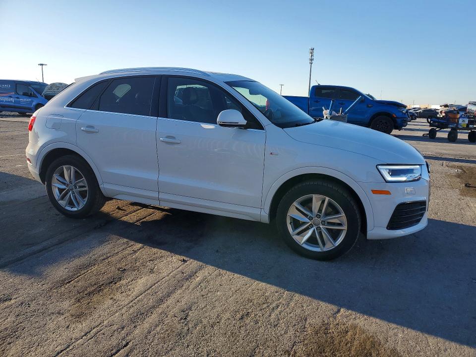 75280175 :رقم المزاد ، WA1JCCFS9JR000849 vin ، 2018 Audi Q3 مزاد بيع