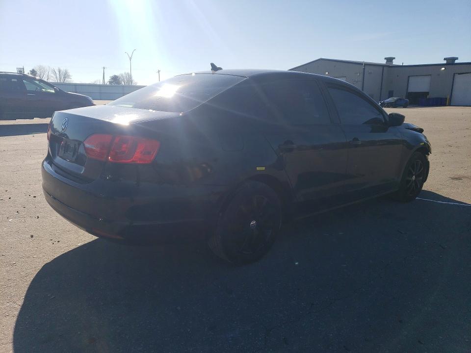 78422535 :رقم المزاد ، 3VWD17AJ6EM444998 vin ، 2014 Volkswagen Jetta مزاد بيع