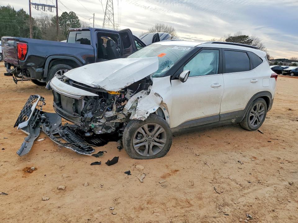 Продажа на аукционе авто 2022 Kia Seltos, vin: KNDEU2AA9N7339769, номер лота: 77402275
