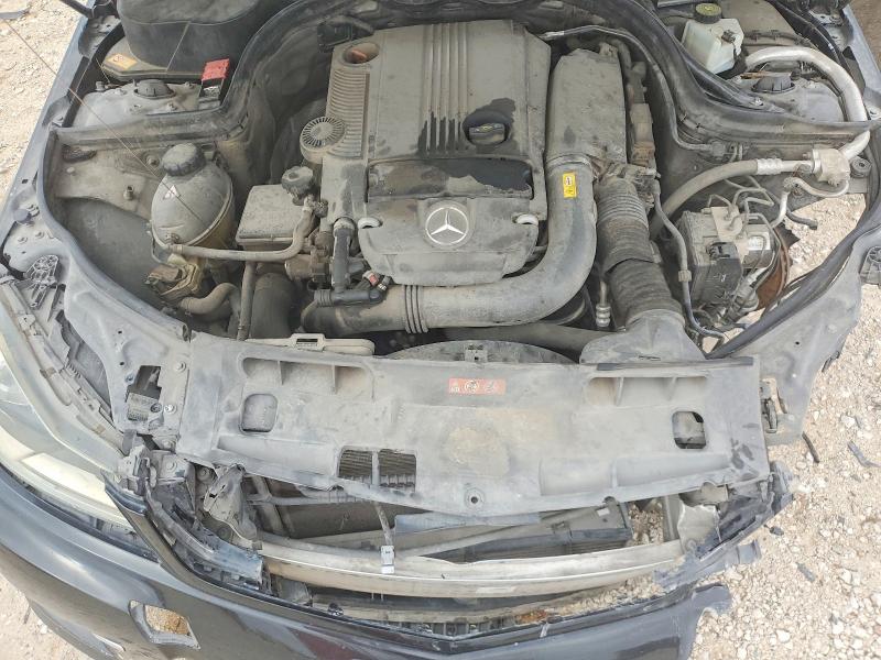 2013 Mercedes-benz C მანქანა იყიდება აუქციონზე, vin: WDDGF4HB0DA769968, აუქციონის ნომერი: 77778245