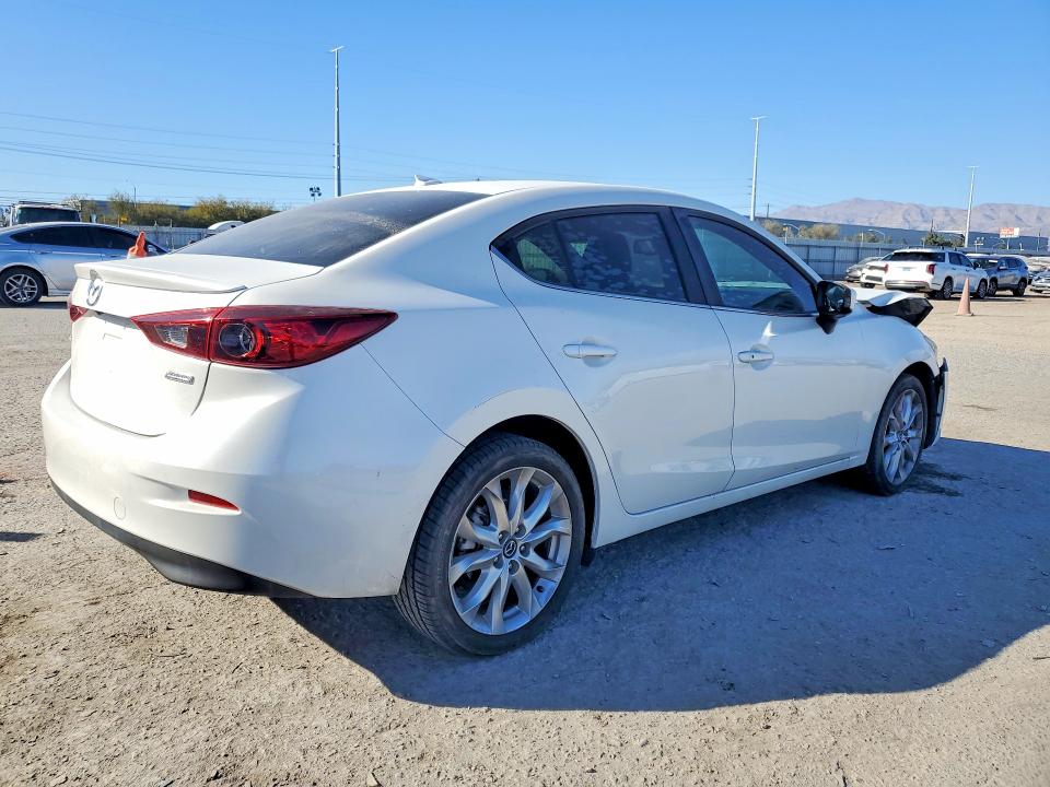 2016 Mazda 3 მანქანა იყიდება აუქციონზე, vin: JM1BM1W36G1300375, აუქციონის ნომერი: 75956015