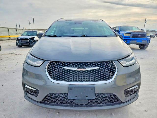 77775615 :رقم المزاد ، 2C4RC1FG4MR511568 vin ، 2021 Chrysler Pacifica مزاد بيع