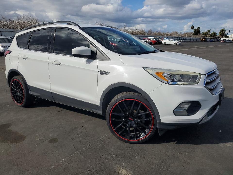 Aukcja sprzedaży 2018 Ford Escape, vin: 1FMCU0HD9JUA72166, numer aukcji: 77183905