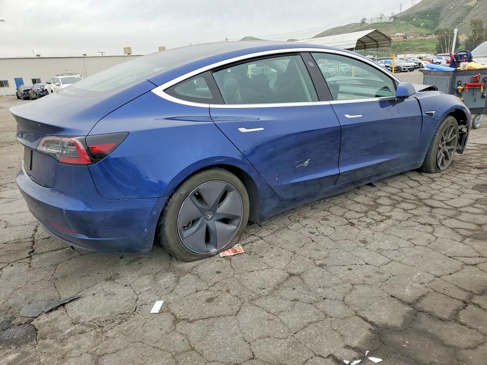 Продажа на аукционе авто 2019 Tesla Model 3, vin: 5YJ3E1EA1KF309387, номер лота: 76857205