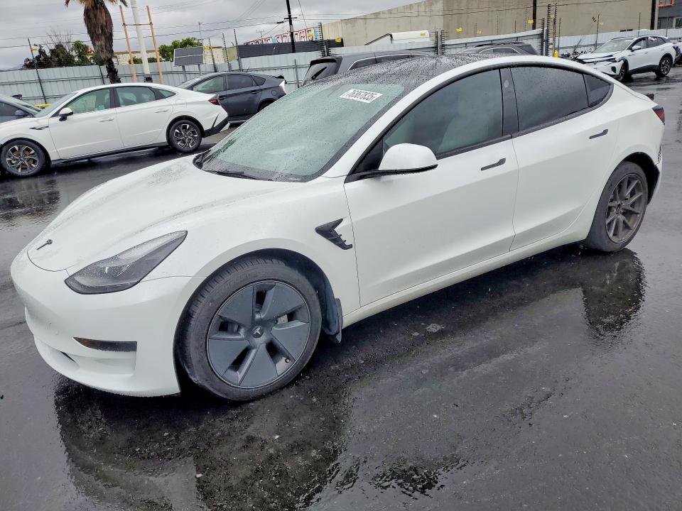 76367835 :رقم المزاد ، 5YJ3E1EAXPF470473 vin ، 2023 Tesla Model 3 مزاد بيع