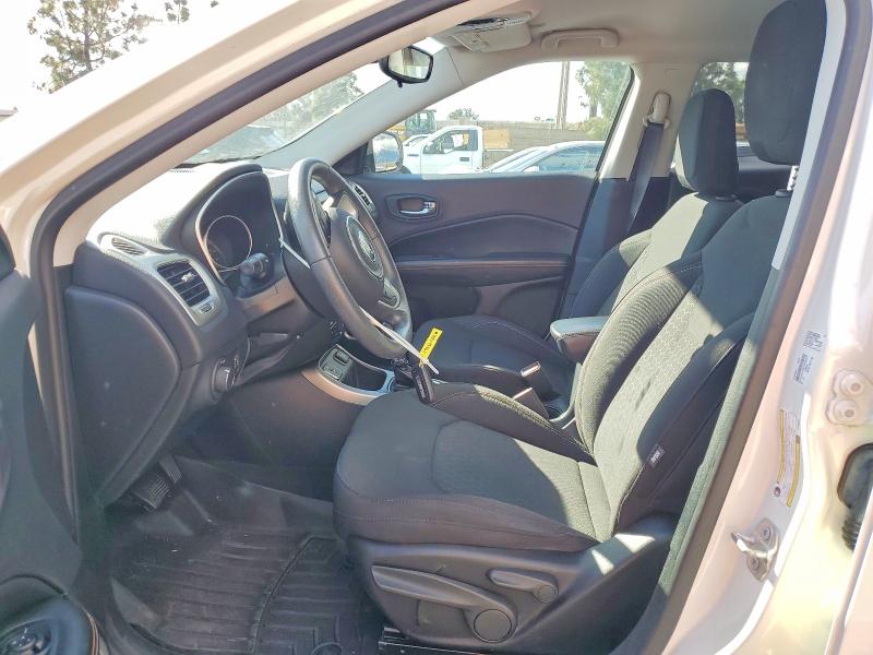 78079965 :رقم المزاد ، 3C4NJCAB6JT250867 vin ، 2018 Jeep Compass مزاد بيع