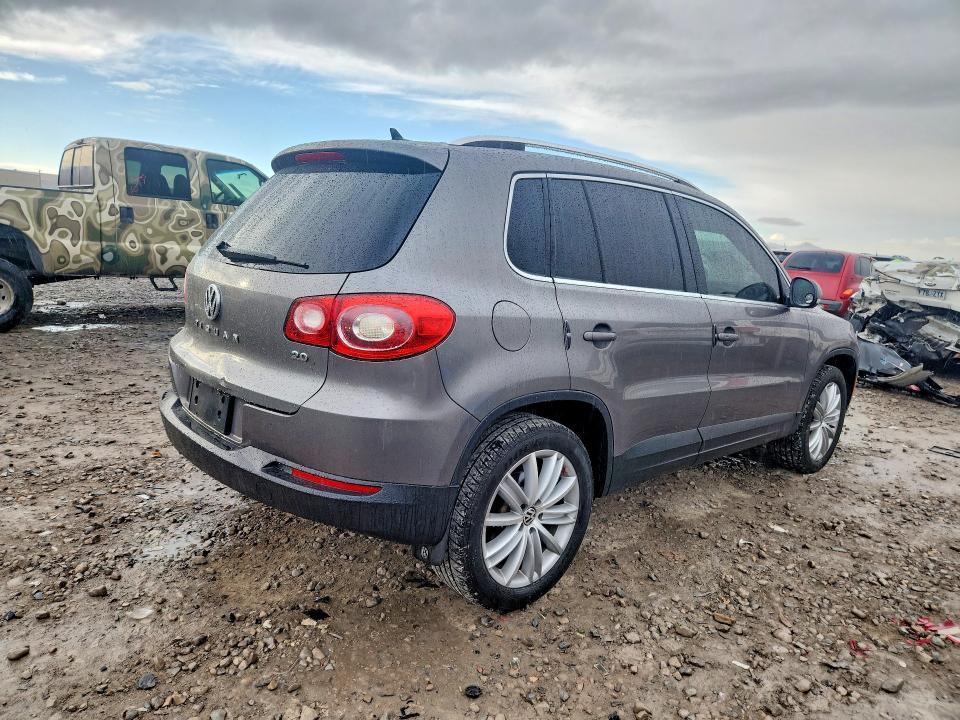 Aukcja sprzedaży 2011 Volkswagen Tiguan, vin: WVGAV7AX4BW544071, numer aukcji: 77366795