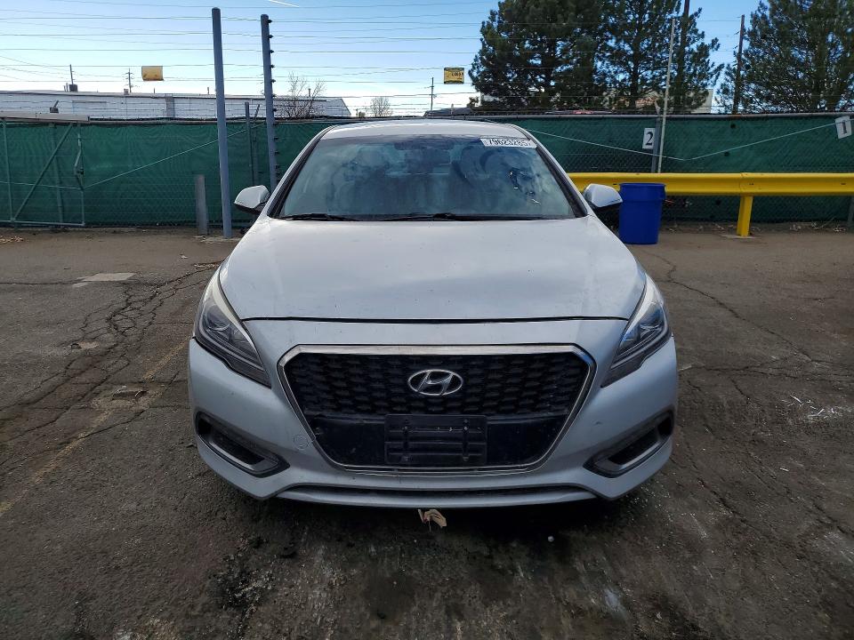 Продаж на аукціоні авто 2016 Hyundai Sonata Hybrid, vin: KMHE24L12GA019970, номер лоту: 79623285