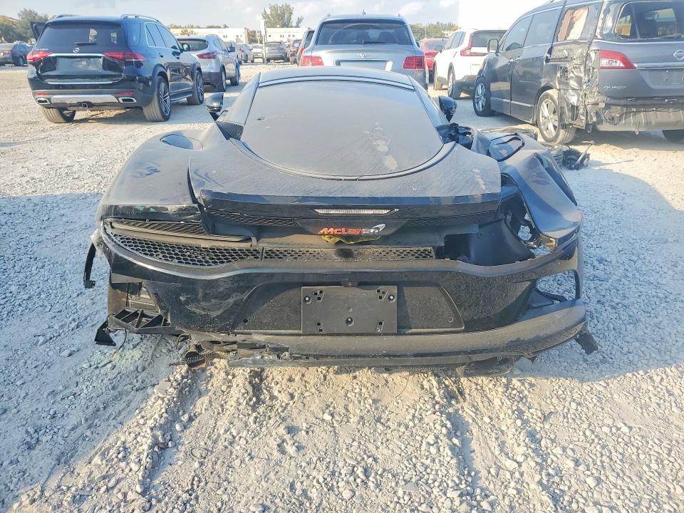 77516985 :رقم المزاد ، SBM22GCA4NW001650 vin ، 2022 Mclaren Automotive Gt مزاد بيع