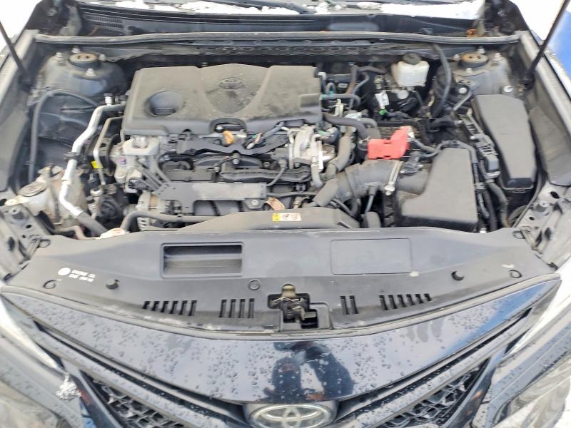 78484075 :رقم المزاد ، 4T1B61HK2JU117829 vin ، 2018 Toyota Camry مزاد بيع